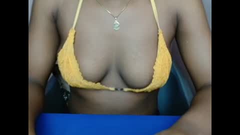 pinkyxxpussy online show from 18, 1, 2026