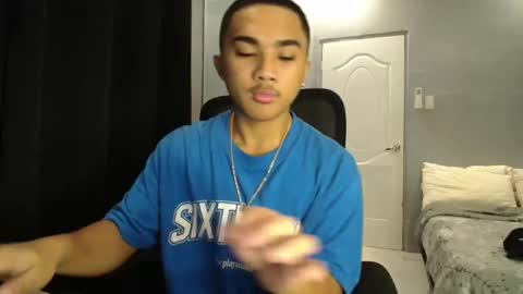 Snapshot of pinoyadriannexxx chatting on 1, 10, 2025 Adrianne online show from 1, 10, 2025