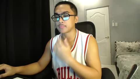 Snapshot of pinoyadriannexxx chatting on 13, 10, 2025 Adrianne online show from 13, 10, 2025