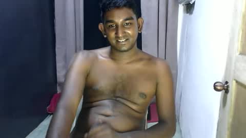 rayvienn online show from 7, 4, 2026