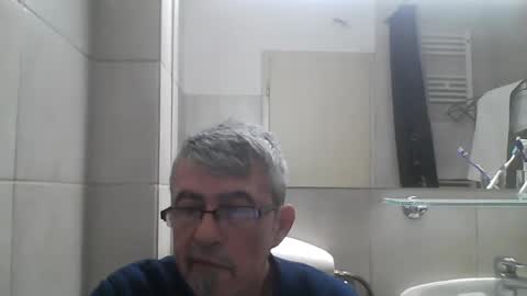 pipi2704 online show from 1, 1, 2025