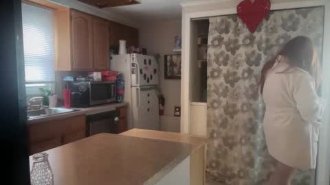 Snapshot of pirdybirdyxo chatting on 12, 2, 2025 pirdybirdyxo online show from 12, 2, 2025