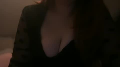 Snapshot of pirdybirdyxo chatting on 28, 9, 2025 pirdybirdyxo online show from 28, 9, 2025