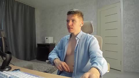 Pierre online show from 4, 10, 2025