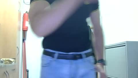Snapshot of pitruki00 chatting on 29, 4, 2026 pitruki00 online show from 29, 4, 2026