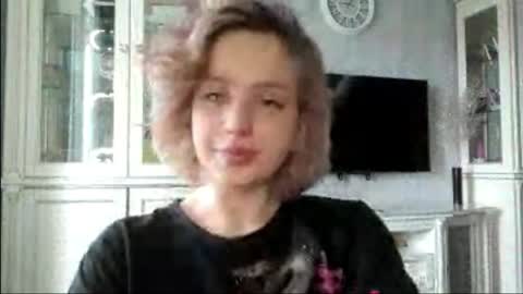 Caroline online show from 3, 4, 2026