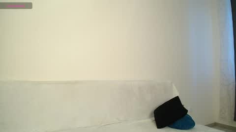 Lily online show from 4, 5, 2026