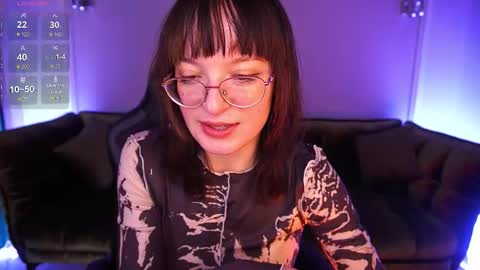 pixiepeachh online show from 14, 11, 2025