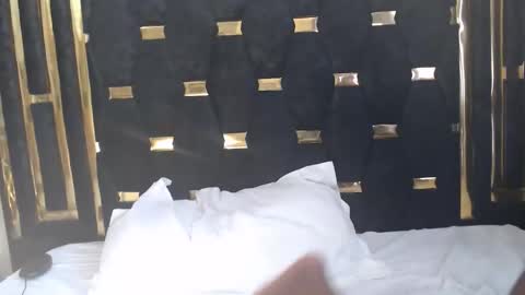 pixietease1 online show from 11, 2, 2026