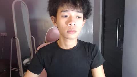 Snapshot of pixydust_69 chatting on 13, 11, 2025 pixydust_69 online show from 13, 11, 2025