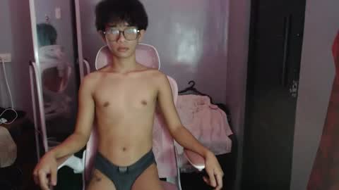 pixydust_69 online show from 23, 11, 2025