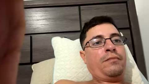 Snapshot of pizza98832 chatting on 20, 11, 2025 pizza98832 online show from 20, 11, 2025