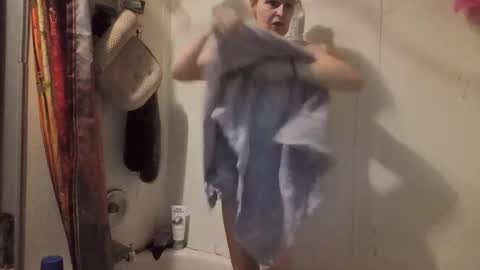 pizzedwife online show from 19, 3, 2026