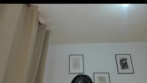 Angie Henao online show from 17, 2, 2025