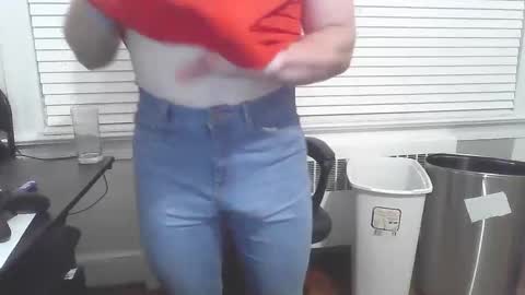 Snapshot of pkworashipper chatting on 5, 10, 2025 NaturalShh online show from 5, 10, 2025