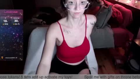 Plantbabeee online show from 30, 12, 2024