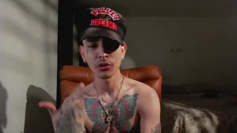 Carti online show from 10, 4, 2026