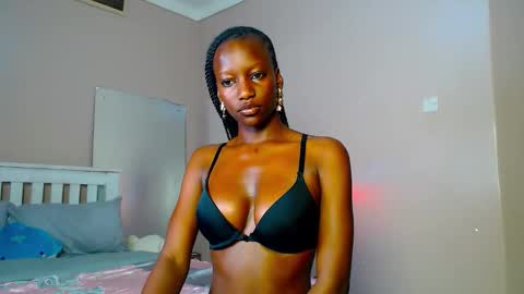 playboypetit online show from 13, 10, 2025