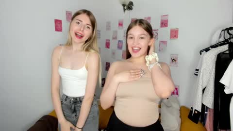 Snapshot of playfulmelly chatting on 26, 5, 2026 Melly online show from 26, 5, 2026
