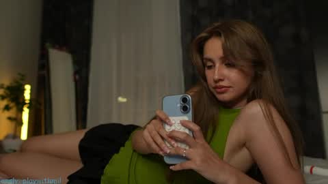 21 y.o Mila online show from 28, 5, 2026