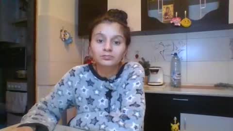 Snapshot of pleas3s_sweet chatting on 3, 3, 2025 pleas3s_sweet online show from 3, 3, 2025