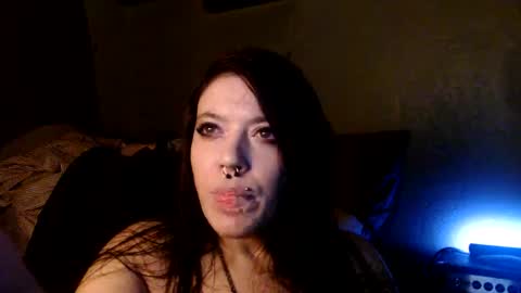 pleasantdinosaurus7537 online show from 13, 11, 2025