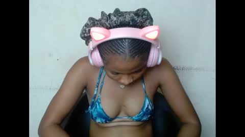 plumnjuicyx online show from 21, 2, 2025