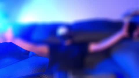 StraightPlush online show from 25, 10, 2025