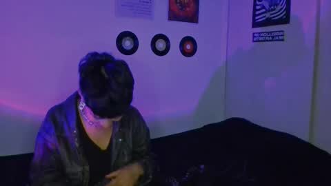    online show from 26, 9, 2025