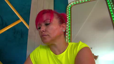 poison_milf_ online show from 22, 7, 2026