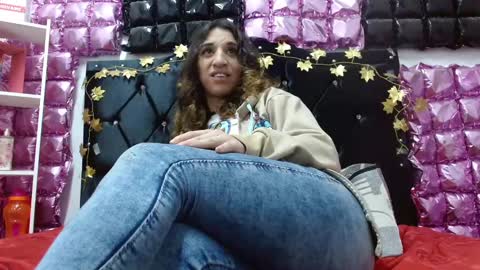 Snapshot of poisondost_hot chatting on 10, 9, 2025 Aleja online show from 10, 9, 2025