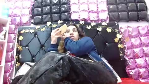 Snapshot of poisondost_hot chatting on 4, 10, 2025 Aleja online show from 4, 10, 2025