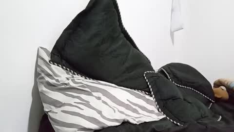 Snapshot of pol_eros chatting on 6, 3, 2025 pol eros online show from 6, 3, 2025