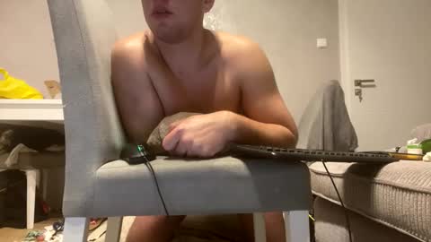 Snapshot of polishboooy2003 chatting on 22, 11, 2025 polishboooy2003 online show from 22, 11, 2025