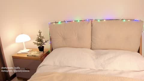 Polly online show from 26, 12, 2024