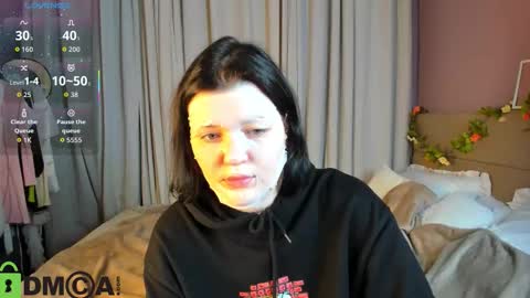 Snapshot of polly__mayer chatting on 12, 10, 2025 Polly online show from 12, 10, 2025