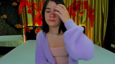 Polly online show from 2, 11, 2025