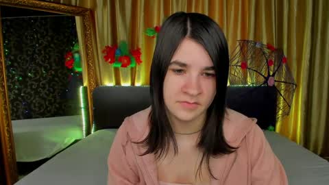 Polly online show from 5, 4, 2026