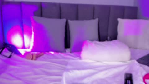 POLLY online show from 5, 2, 2025