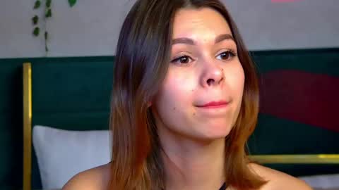 Snapshot of pollylanders chatting on 10, 2, 2025 Polly online show from 10, 2, 2025