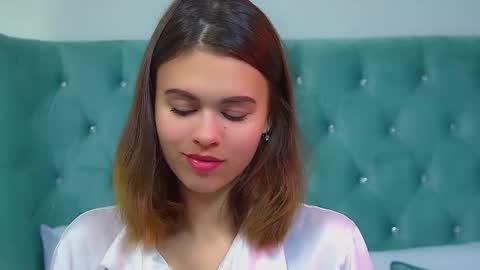 Snapshot of pollylanders chatting on 1, 10, 2025 Polly online show from 1, 10, 2025