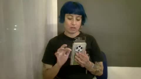 Poly online show from 6, 3, 2026