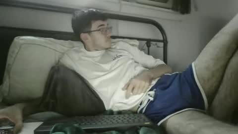 Snapshot of pony2boy chatting on 28, 11, 2025 pony2boy online show from 28, 11, 2025