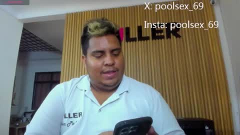 Snapshot of poolsexx_69 chatting on 26, 11, 2025 poolsexx_69 online show from 26, 11, 2025