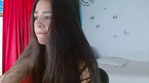 Snapshot of porcelainlux chatting on 24, 2, 2025 porcelainlux online show from 24, 2, 2025