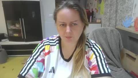 MelissOfficial online show from 17, 3, 2026