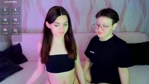 Ana and Tati online show from 1, 12, 2025