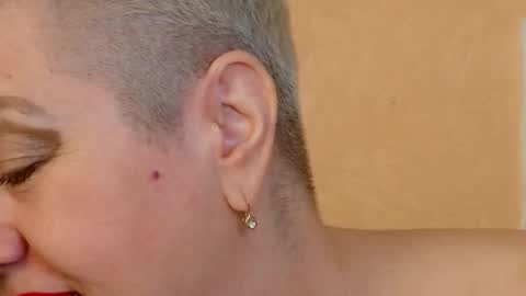 LADY POSH online show from 16, 10, 2025