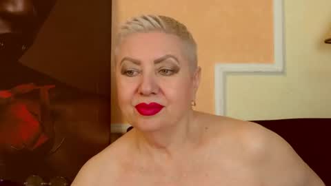LADY POSH online show from 9, 7, 2026