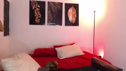 ALEX Y ALEXA online show from 15, 1, 2025